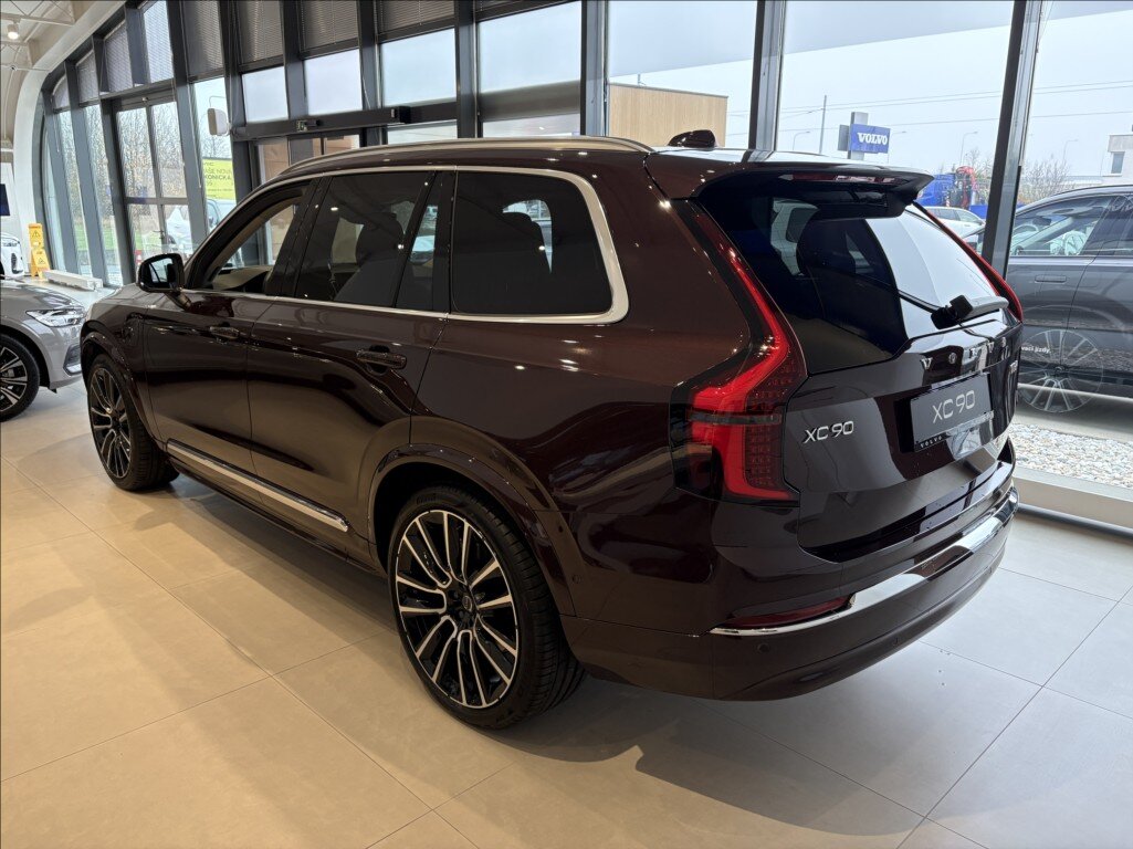 Volvo XC90 SUV 2,0 l 228 kw