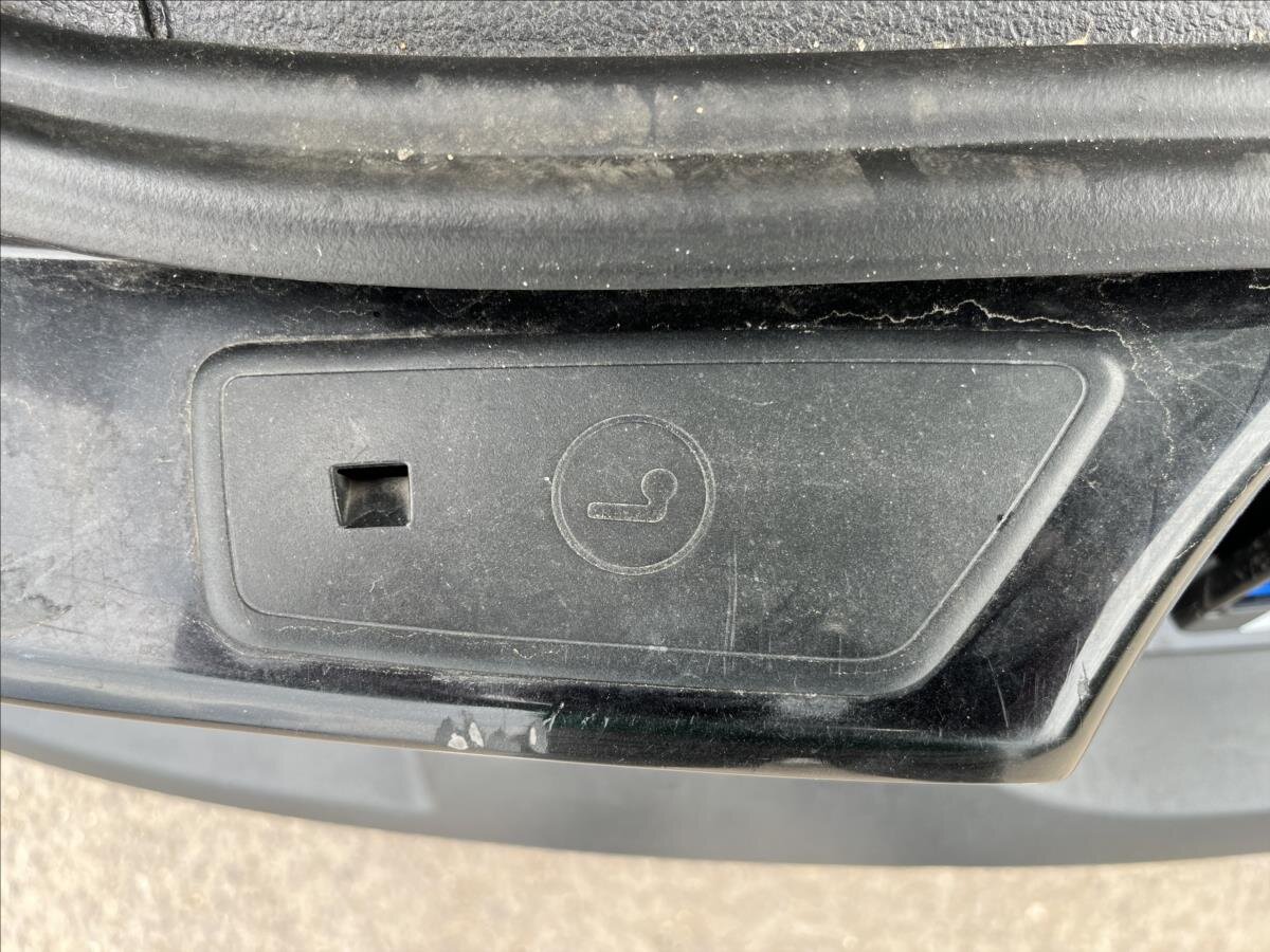 Volkswagen Tiguan SUV / Terénní 1,4 l 90 kw