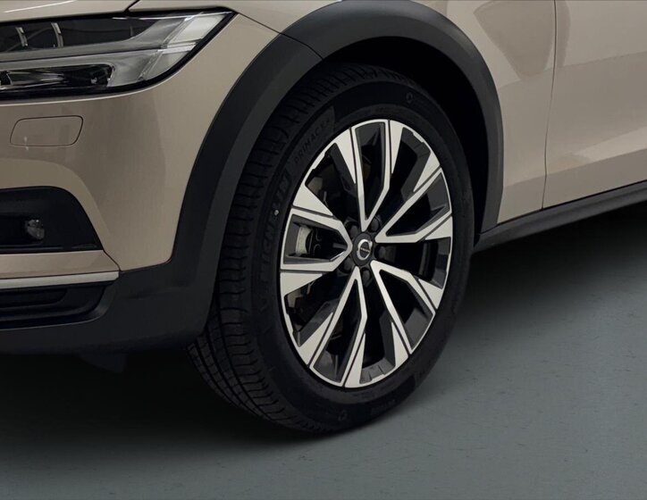 Volvo V90 Kombi 2,0 l 145 kw