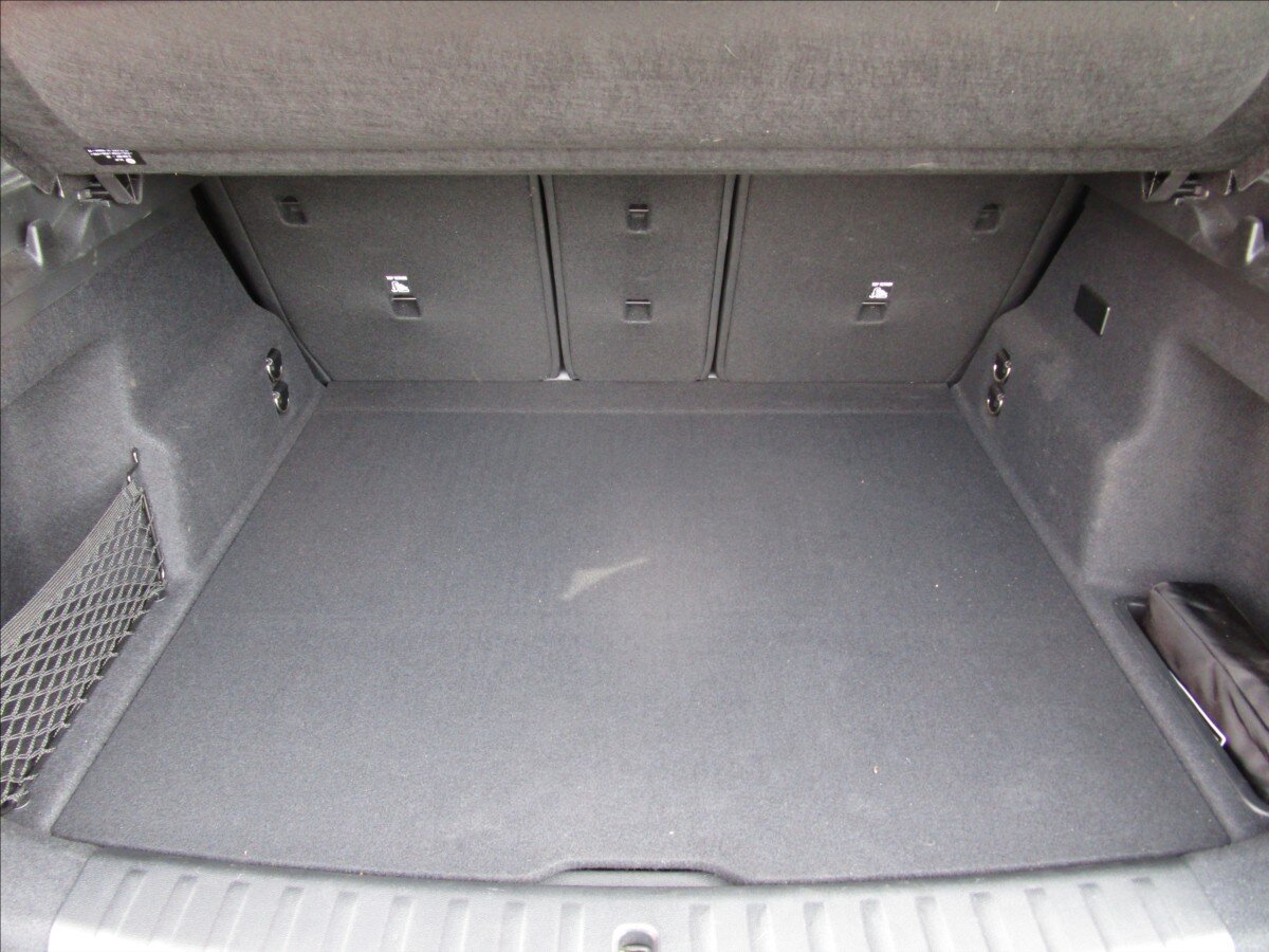 BMW X1 Kombi 1,5 l 110 kw