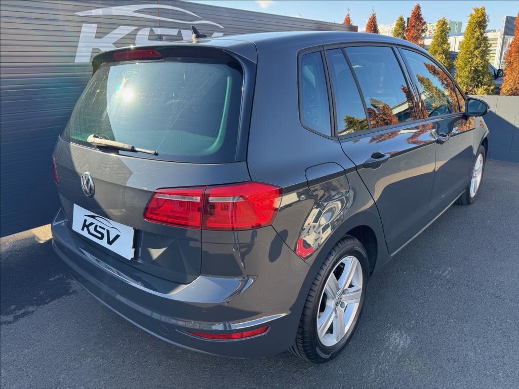 Volkswagen Golf Sportsvan MPV 2,0 l 110 kw