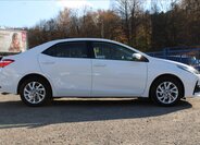 Toyota Corolla Sedan / Limuzína 1,6 l 97 kw