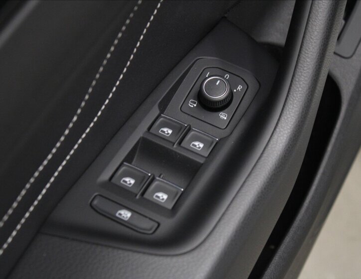 Volkswagen Arteon Liftback 2,0 l 206 kw