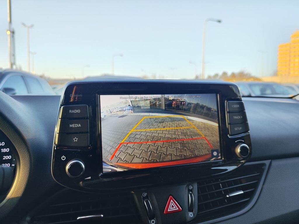 Hyundai i30 Kombi 998,0 88 kw