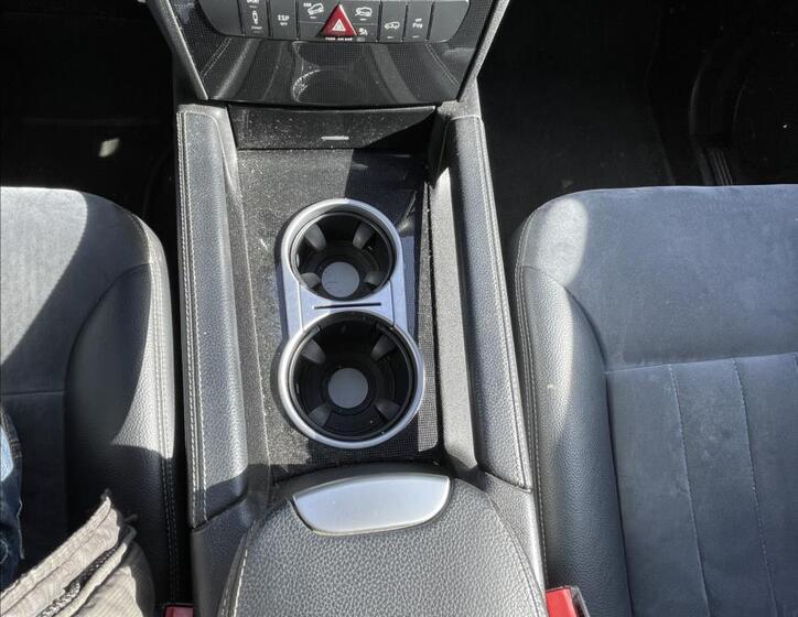 Mercedes-Benz Třídy M SUV 3,0 l 165 kw