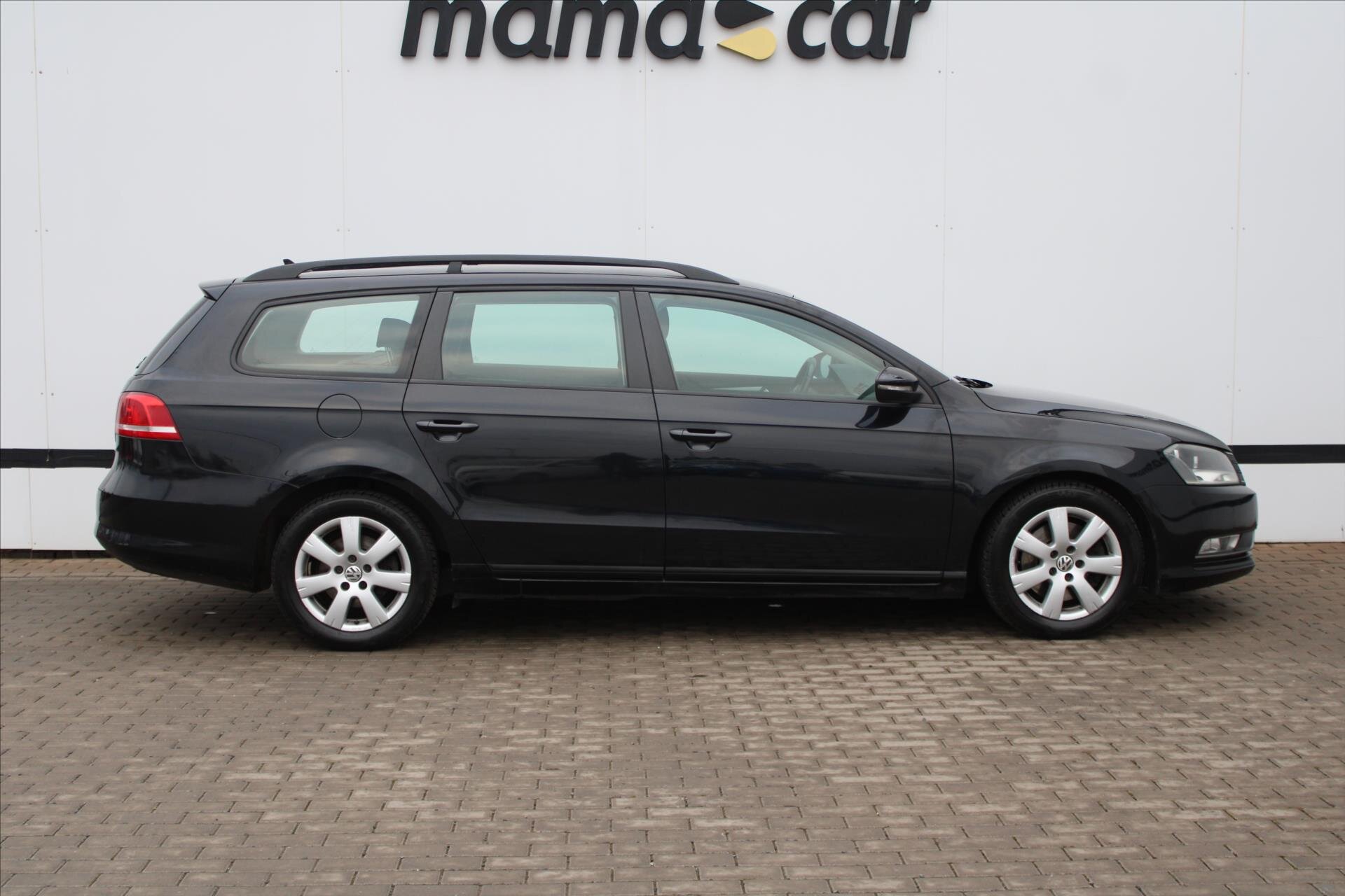 Volkswagen Passat Kombi 1,6 l 77 kw