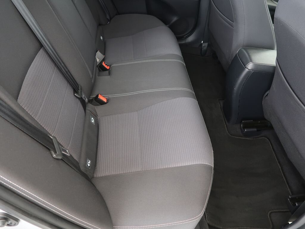 Toyota Avensis Kombi 2,0 l 105 kw