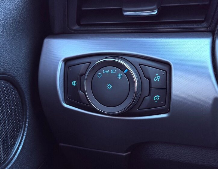 Ford Mustang Kupé 5,0 l 331 kw