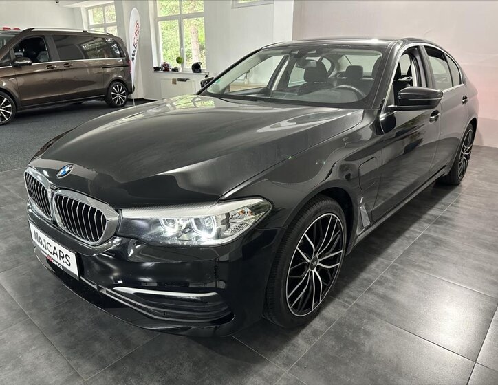 BMW Řada 5 Sedan 2,0 l 135 kw