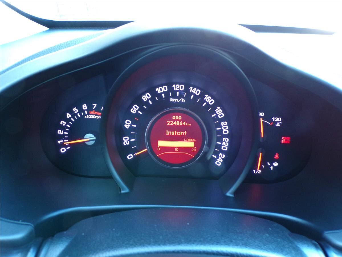 KIA Sportage Kombi 2,0 l 120 kw