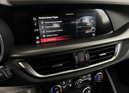 Alfa Romeo Stelvio 29