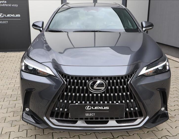 Lexus NX 450h+ 2