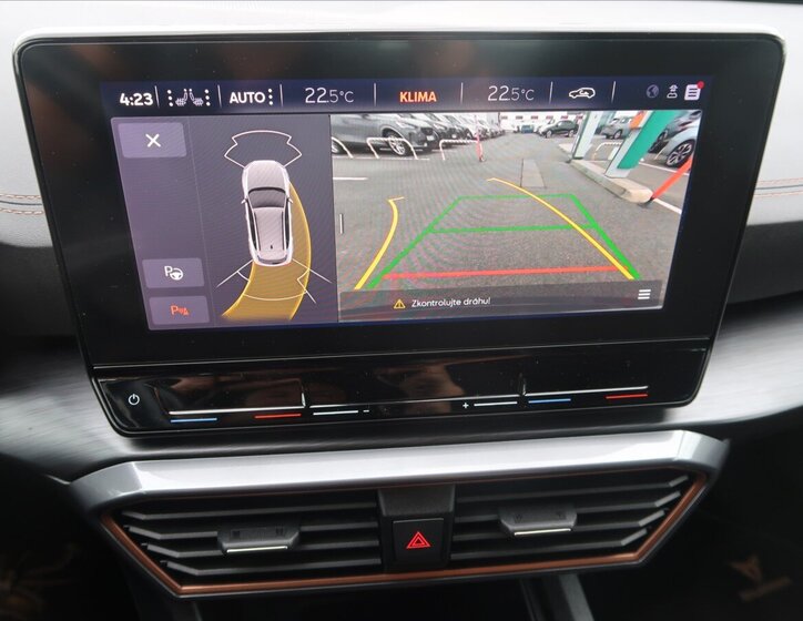 Cupra Formentor SUV / Terénní 2,0 l 140 kw