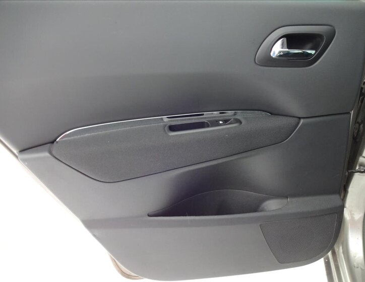 Peugeot 5008 MPV 1,6 l 115 kw