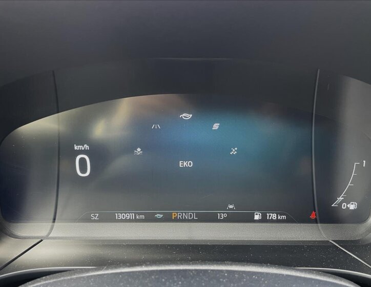 Ford Kuga SUV / Terénní 1,5 l 88 kw