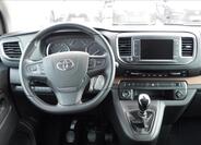 Toyota ProAce Verso 8