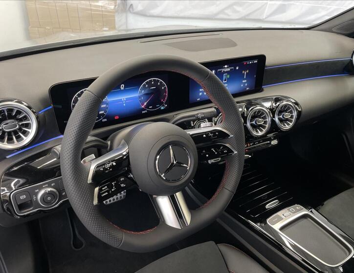 Mercedes-Benz Třídy A 9