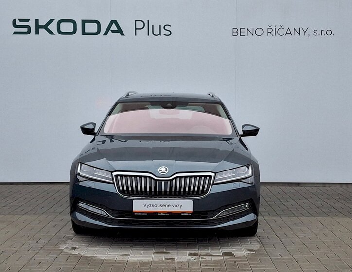 Škoda Superb 4