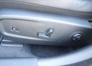 Lancia Thema Sedan 3,0 l 140 kw