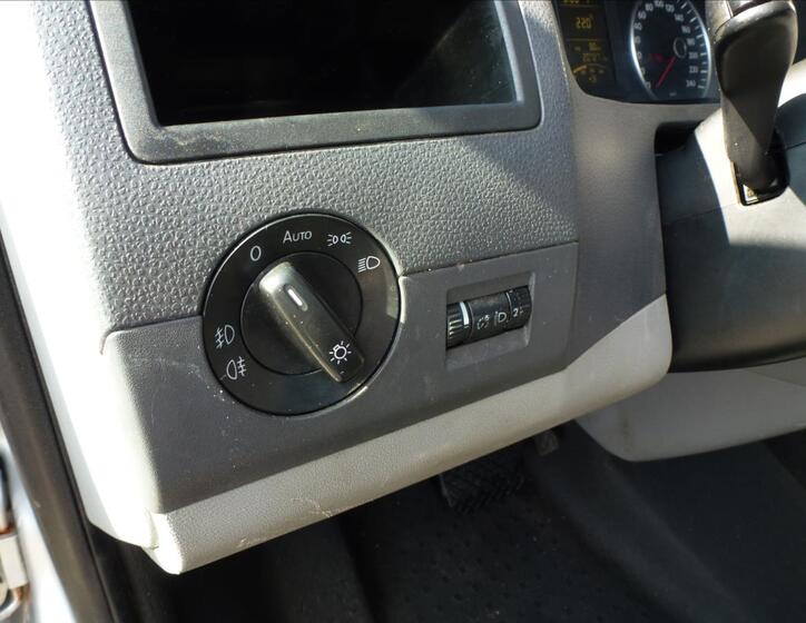 Volkswagen Transporter 26