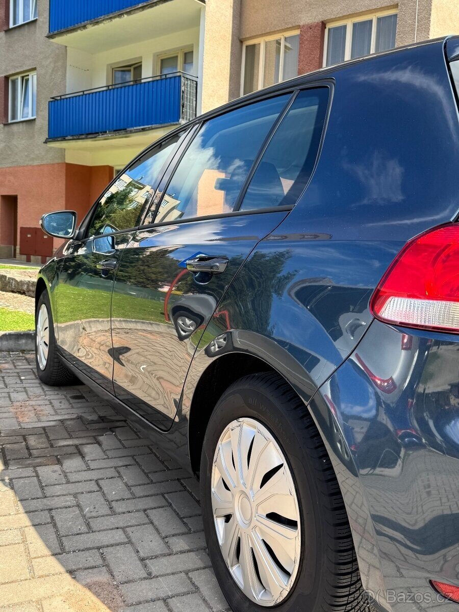 Volkswagen Golf Hatchback 0,0 77 kw