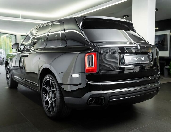 Rolls-Royce Cullinan SUV 6,7 l 441 kw