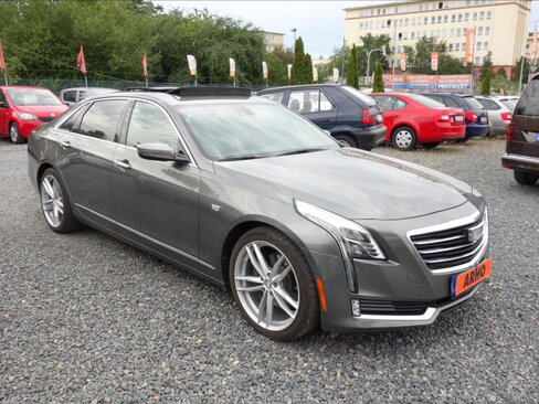 Cadillac CT6 Sedan / Limuzína 3,6 l 250 kw