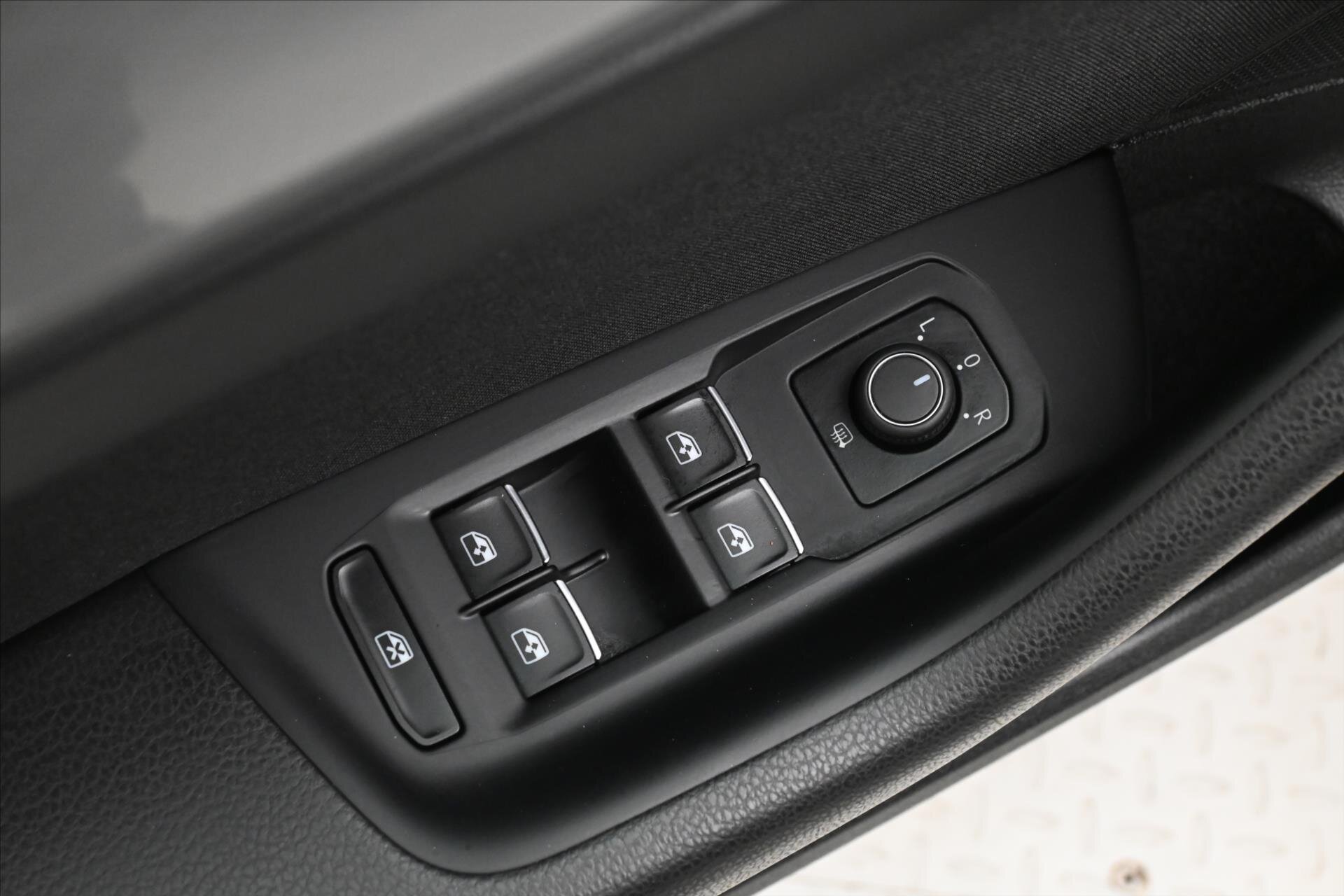 Volkswagen Passat Kombi 1,4 l 115 kw