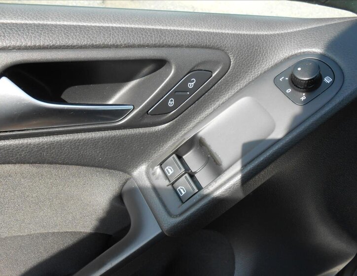 Volkswagen Golf Hatchback 1,6 l 77 kw