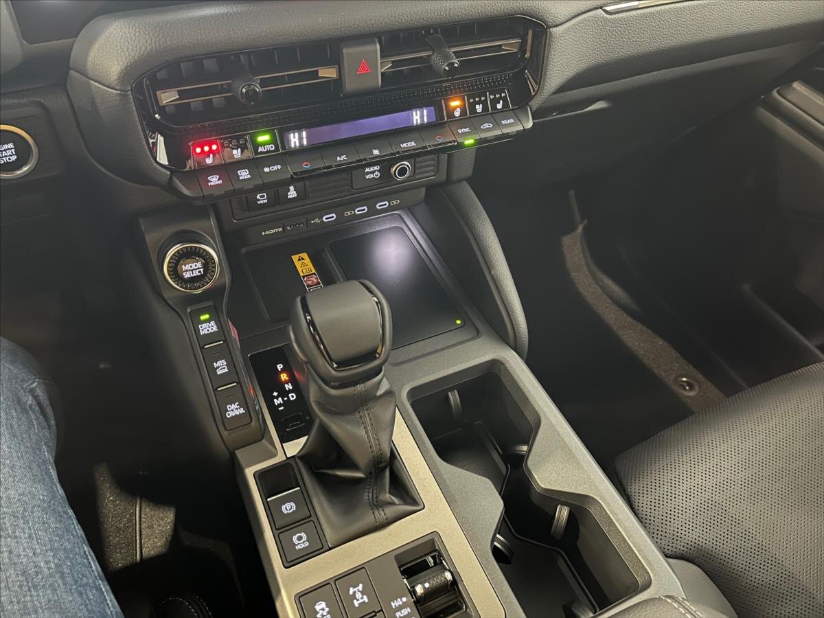 Toyota Land Cruiser SUV 2,8 l 150 kw