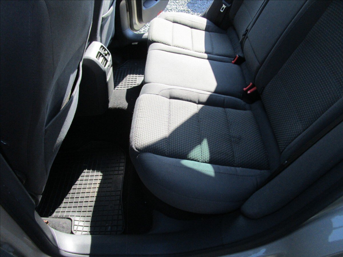 Volkswagen Golf Kombi 1,4 l 90 kw