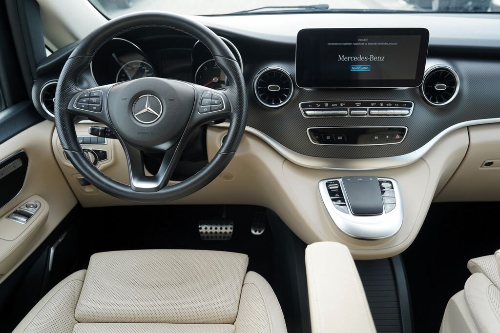 Mercedes-Benz Třídy V MPV 2,0 l 174 kw