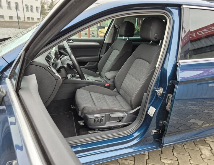 Volkswagen Passat Kombi 2,0 l 110 kw