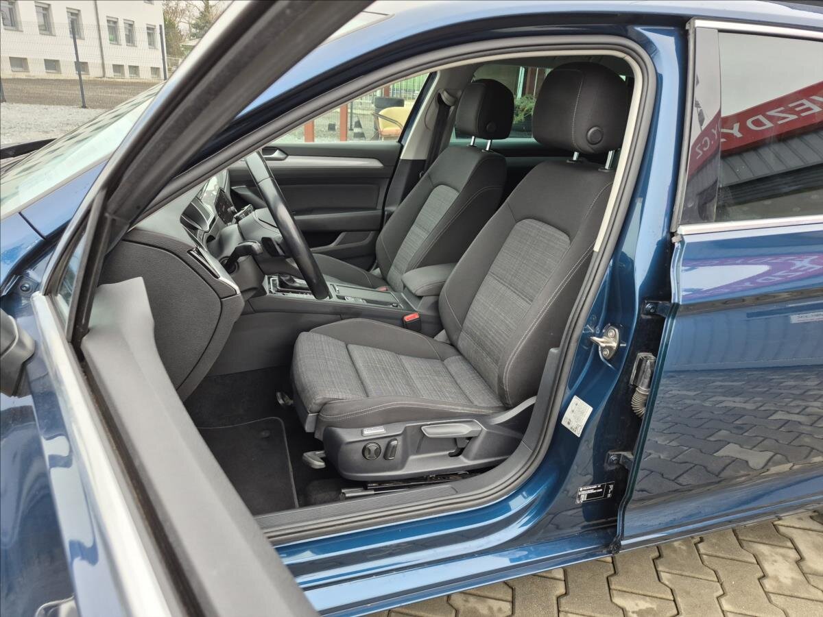 Volkswagen Passat Kombi 2,0 l 110 kw