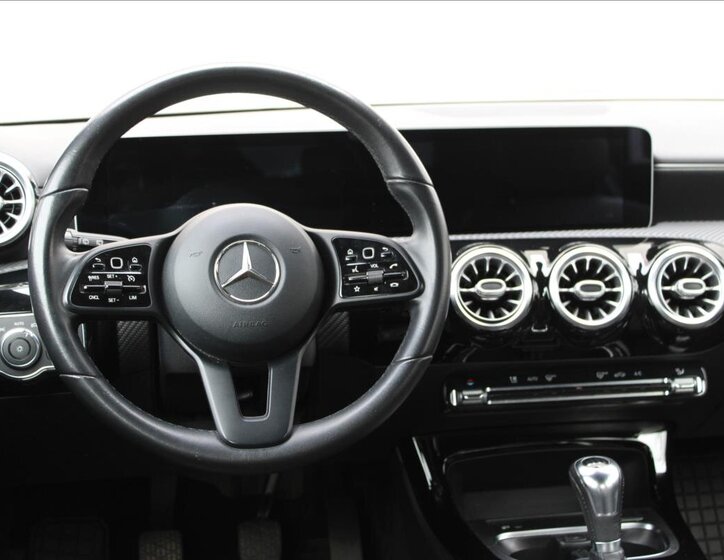 Mercedes-Benz Třídy A 16