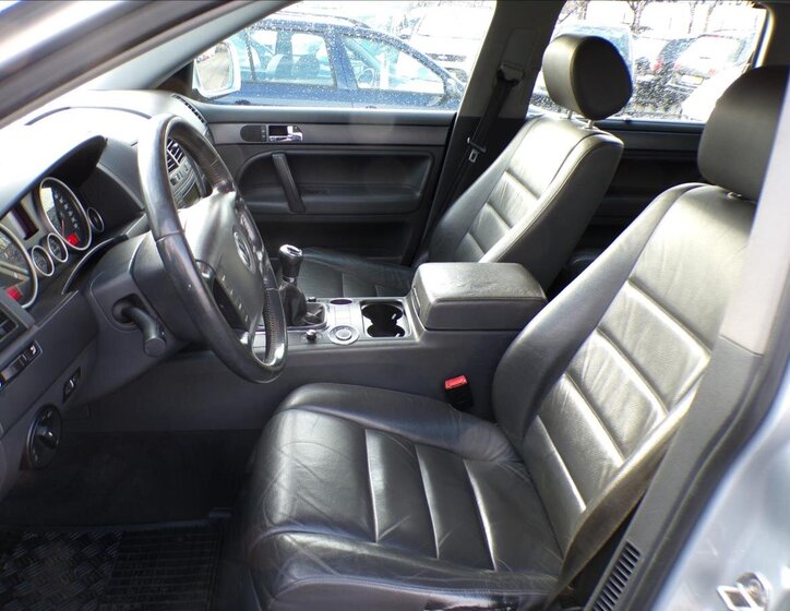 Volkswagen Touareg 12