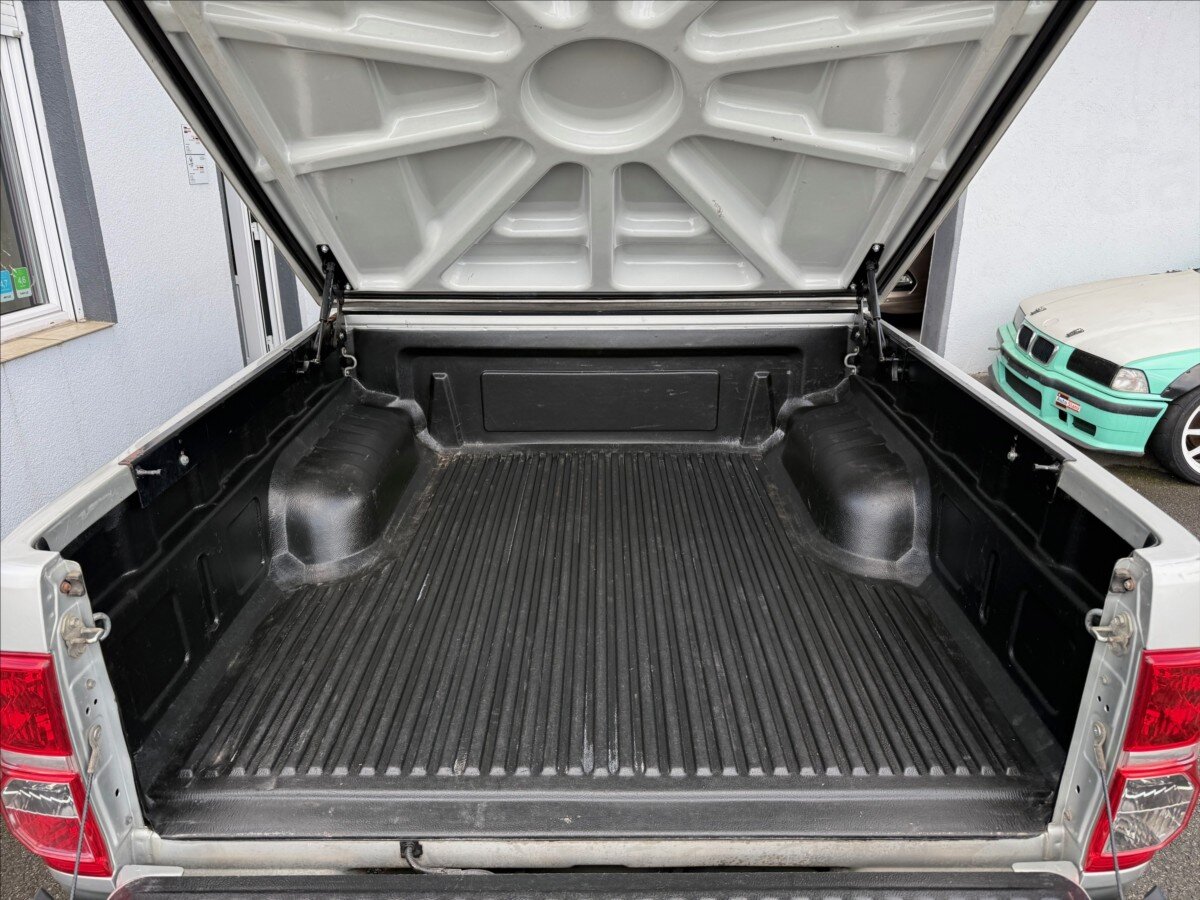 Toyota Hilux Pick-up 3,0 l 126 kw