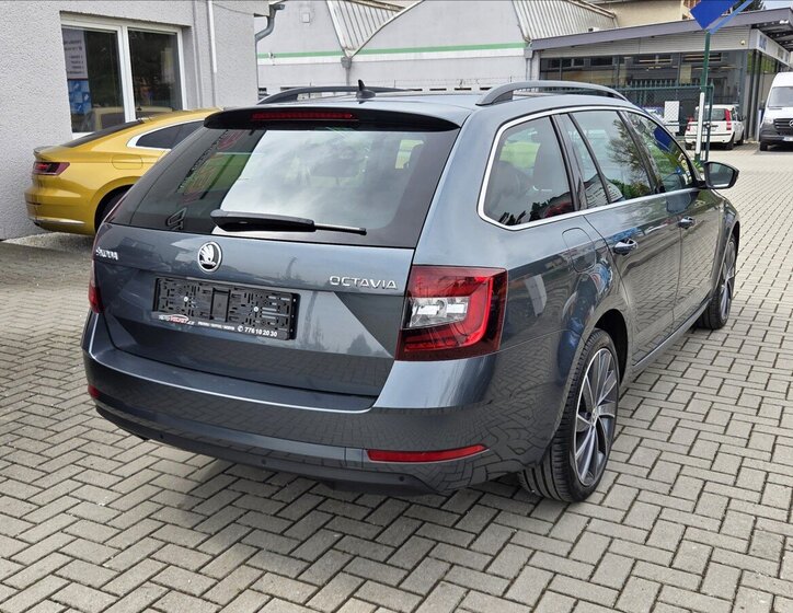 Škoda Octavia Kombi 2,0 l 110 kw