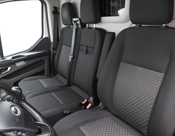Ford Transit Custom Skříň 2,0 l 96 kw