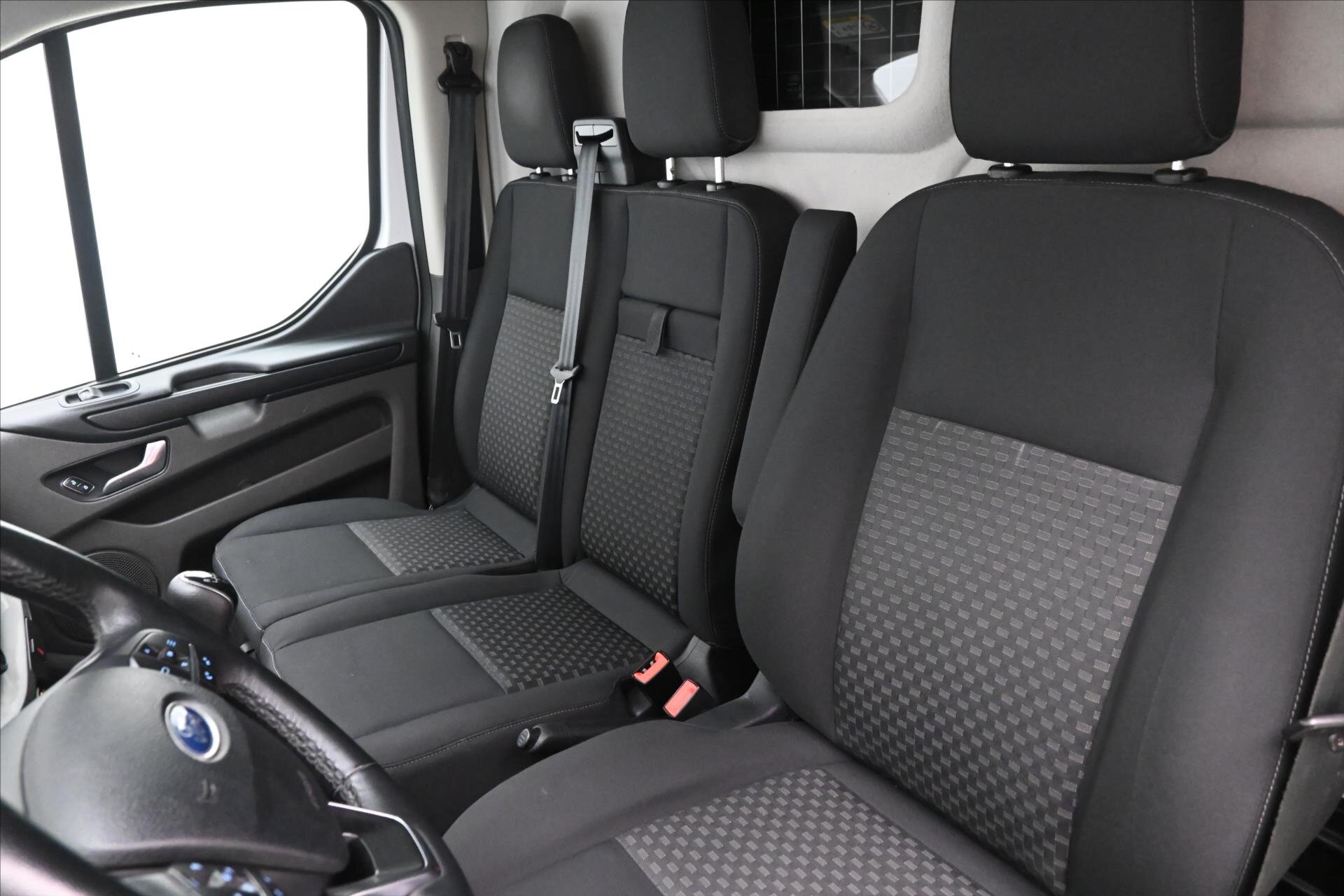 Ford Transit Custom Skříň 2,0 l 96 kw