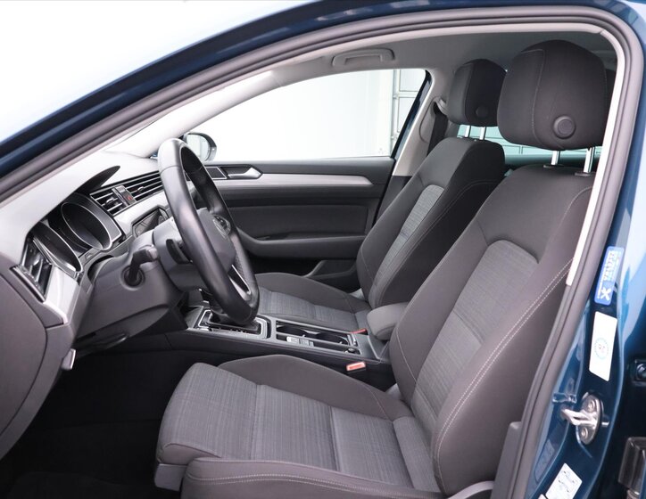 Volkswagen Passat Kombi 2,0 l 110 kw