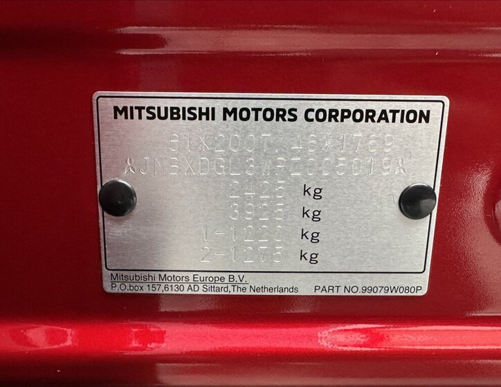 Mitsubishi Eclipse Cross Kombi 2,4 l 138 kw