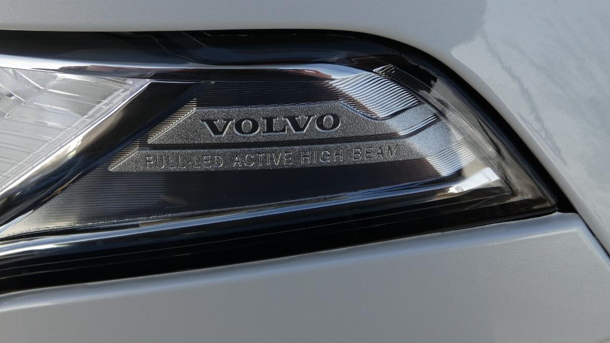 Volvo XC90 SUV / Terénní 2,0 l 173 kw