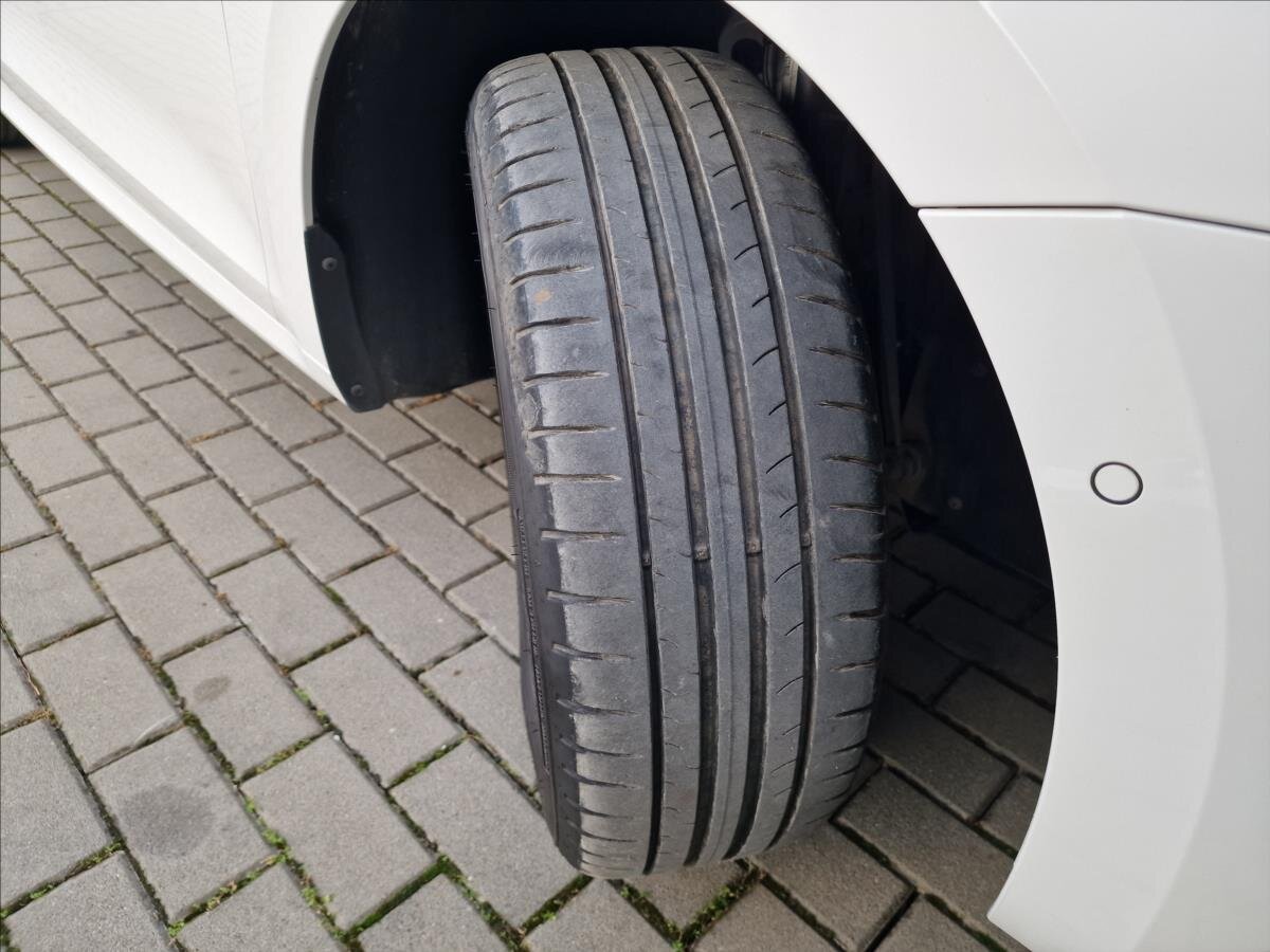 Škoda Octavia Liftback 2,0 l 85 kw