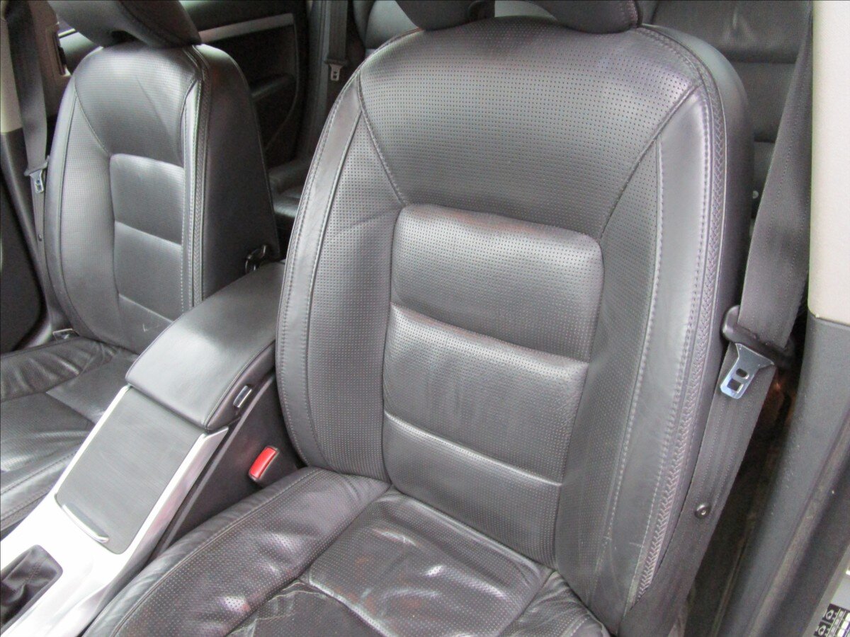 Volvo XC70 Kombi 2,4 l 158 kw