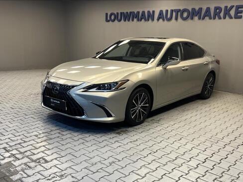 Lexus ES 300h
