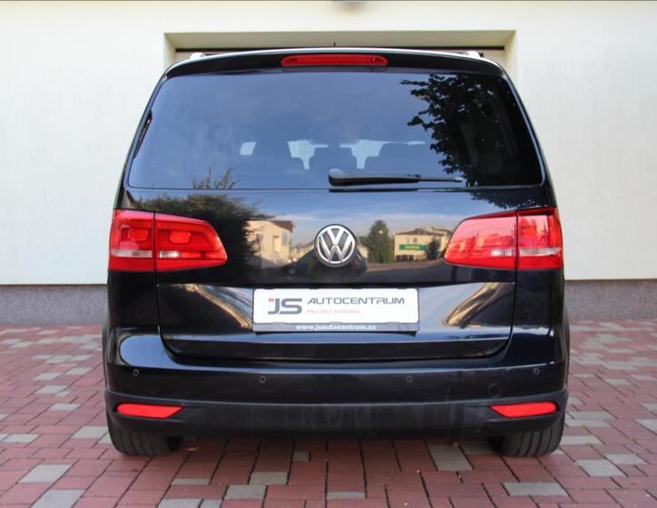 Volkswagen Touran 9
