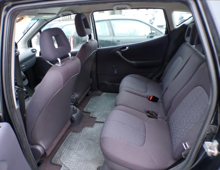 Mercedes-Benz Třídy A Kombi 1,6 l 75 kw