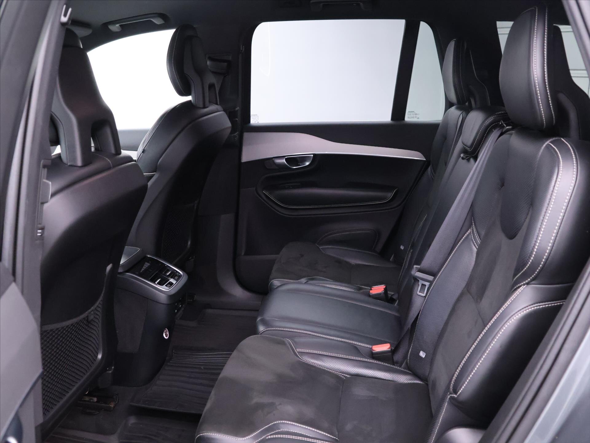 Volvo XC90 SUV / Terénní 2,0 l 173 kw