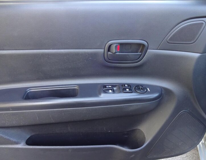 Hyundai Accent Hatchback 1,4 l 71 kw